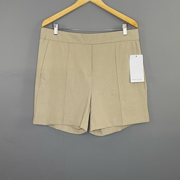 Ministry of Supply Women's Velocity Tailored Short Flax NWT - Picture 2 of 13